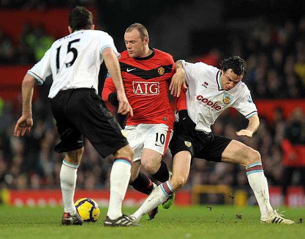 早在效力布 早在效力布